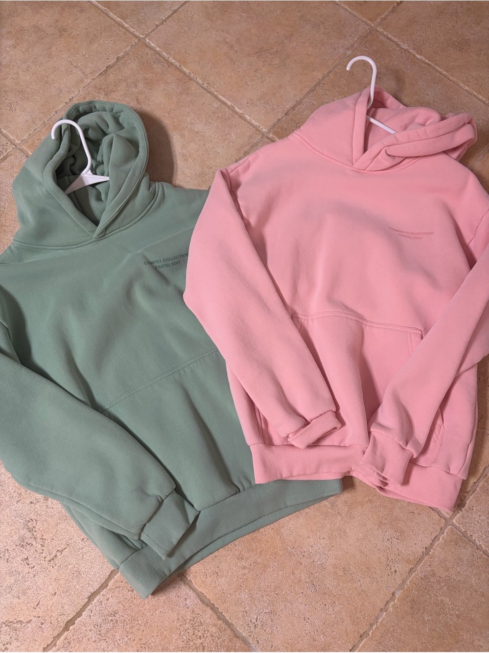 Comfrt hoodie bundle Sz xs euc